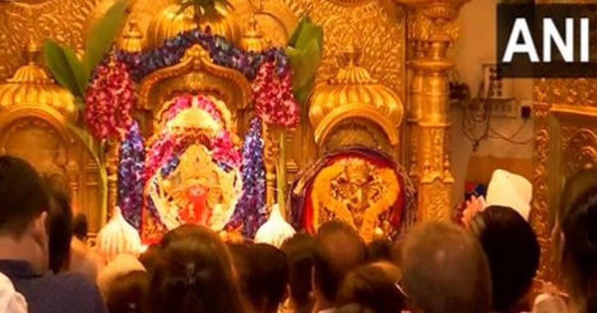‘Aarti’ performed at Mumbai’s Siddhivinayak Temple on Ganesh Chaturthi